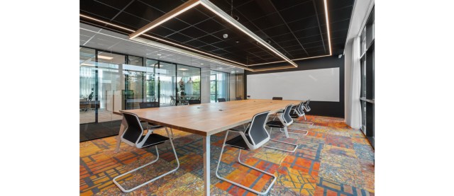 YouTeam | Visitor and Meeting Chairs